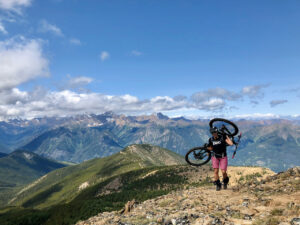 Laura McKenzie, Kimberley Mountain Bike Instructor with Shred Sisters