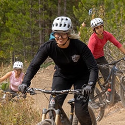 Maggie Fairholm, Shred Sisters Mountain bike instructor, Toby Creek AB
